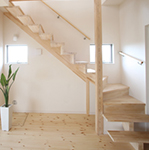 CLEの注文住宅で通風や見た目に素敵なストリップ階段