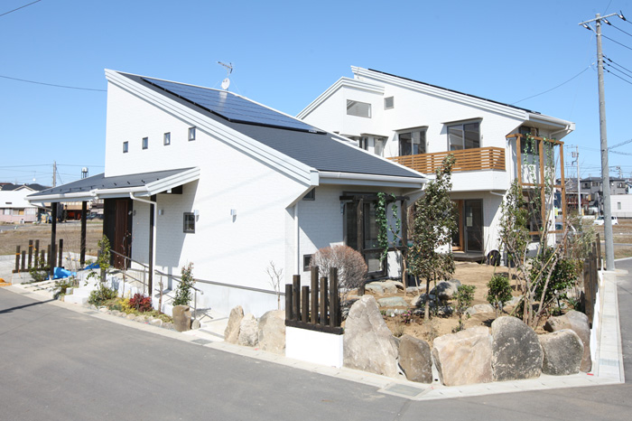 近すぎず遠くない繋がる二世帯住宅